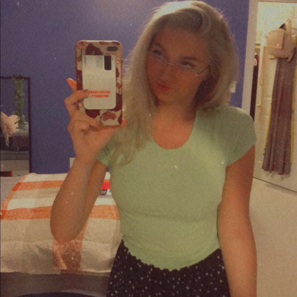 American Eagle Green Top